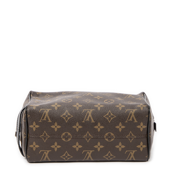 Louis Vuitton Toiletry Pouch - Picture 6 of 10